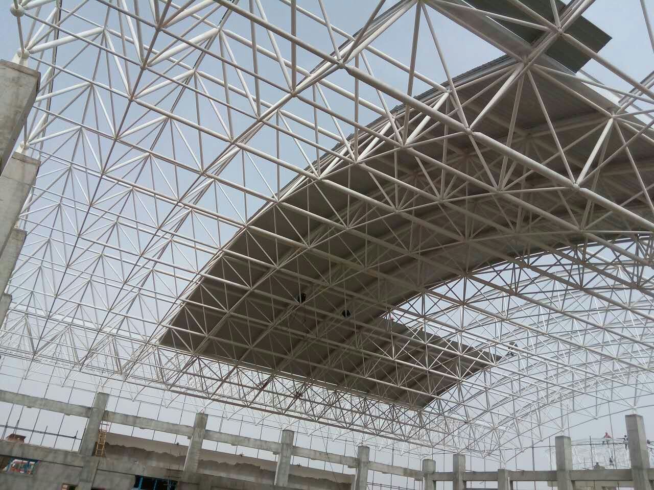 [cityname]螺栓球网架的设计制作与安装